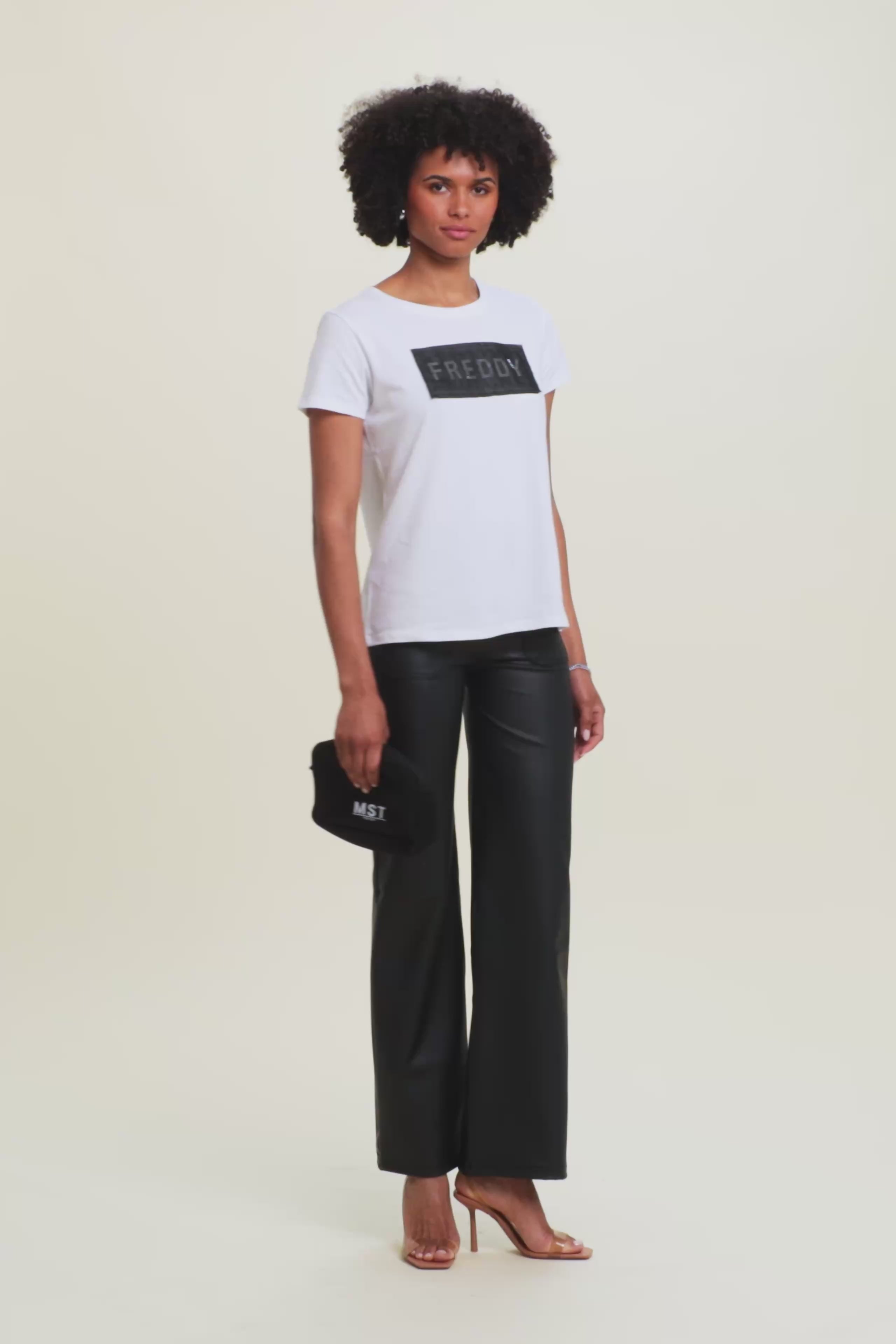 S26WTEET4_W_-_W_XXX 8