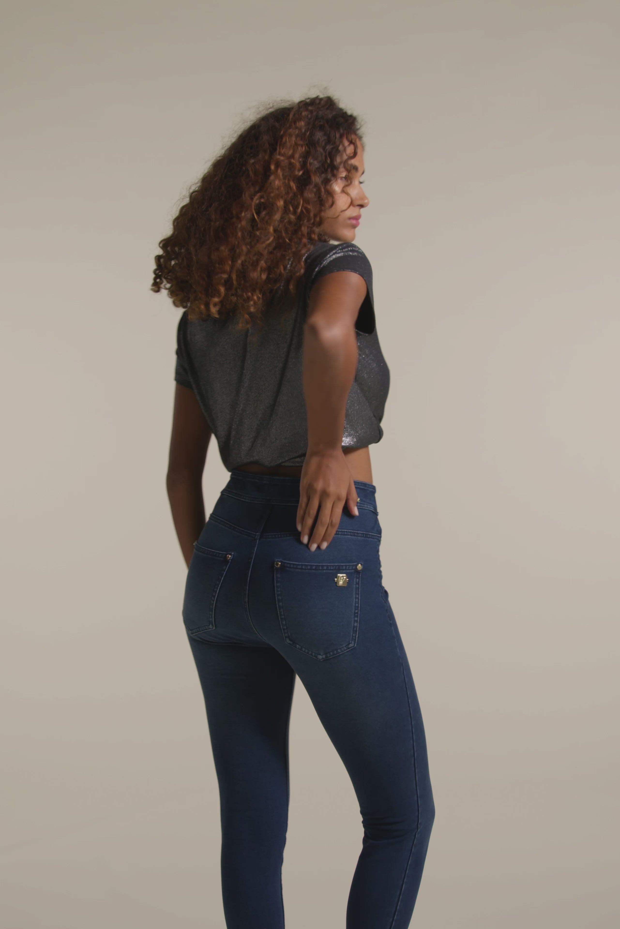 N.O.W. jeggings 7/8 length with high waist and cut-out details