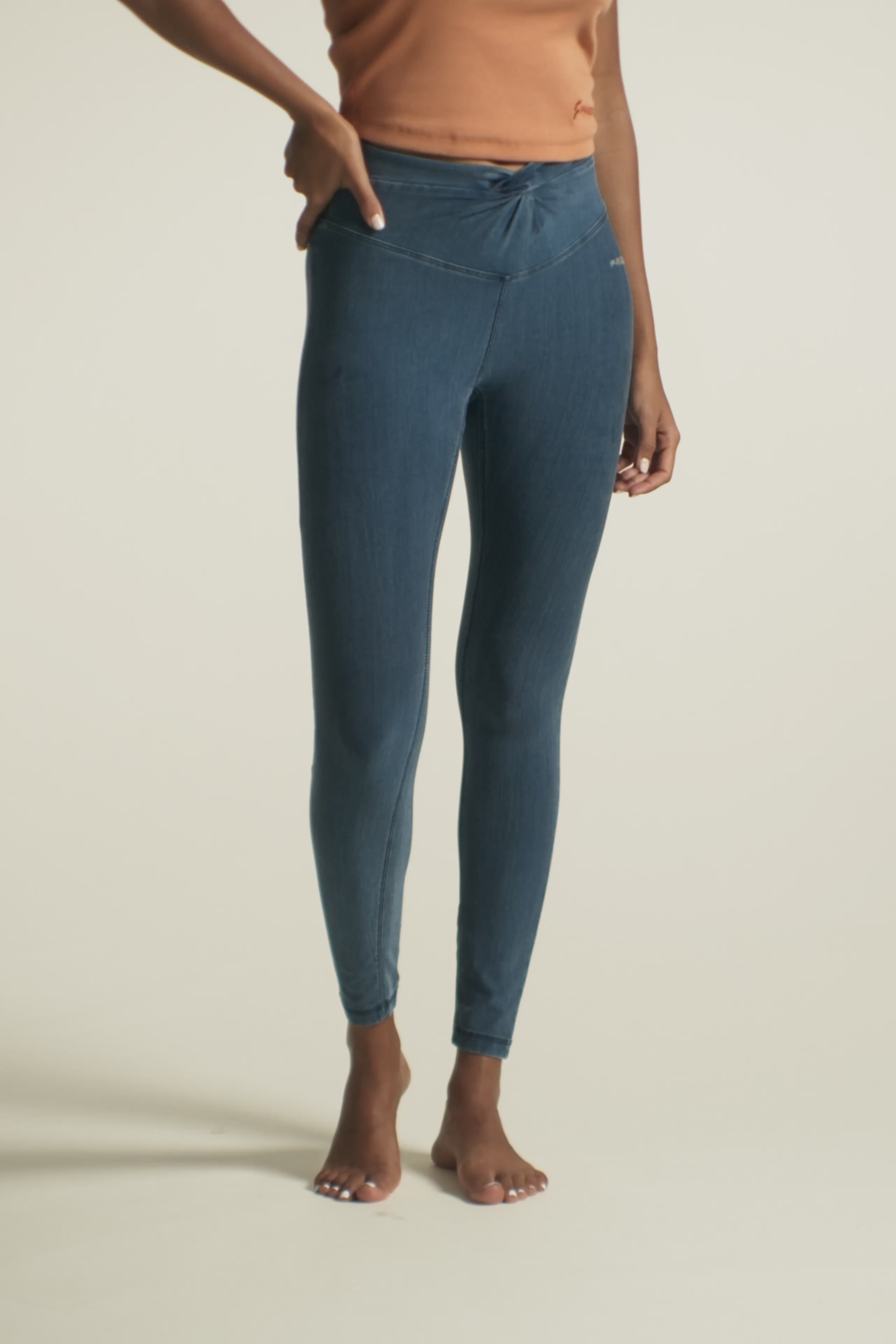 NOWYL4HS2502ORG_J4B_-_W_S 9