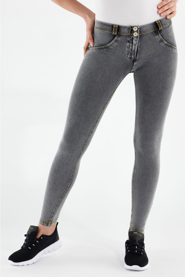 Pantaloni freddy wr up scontati store