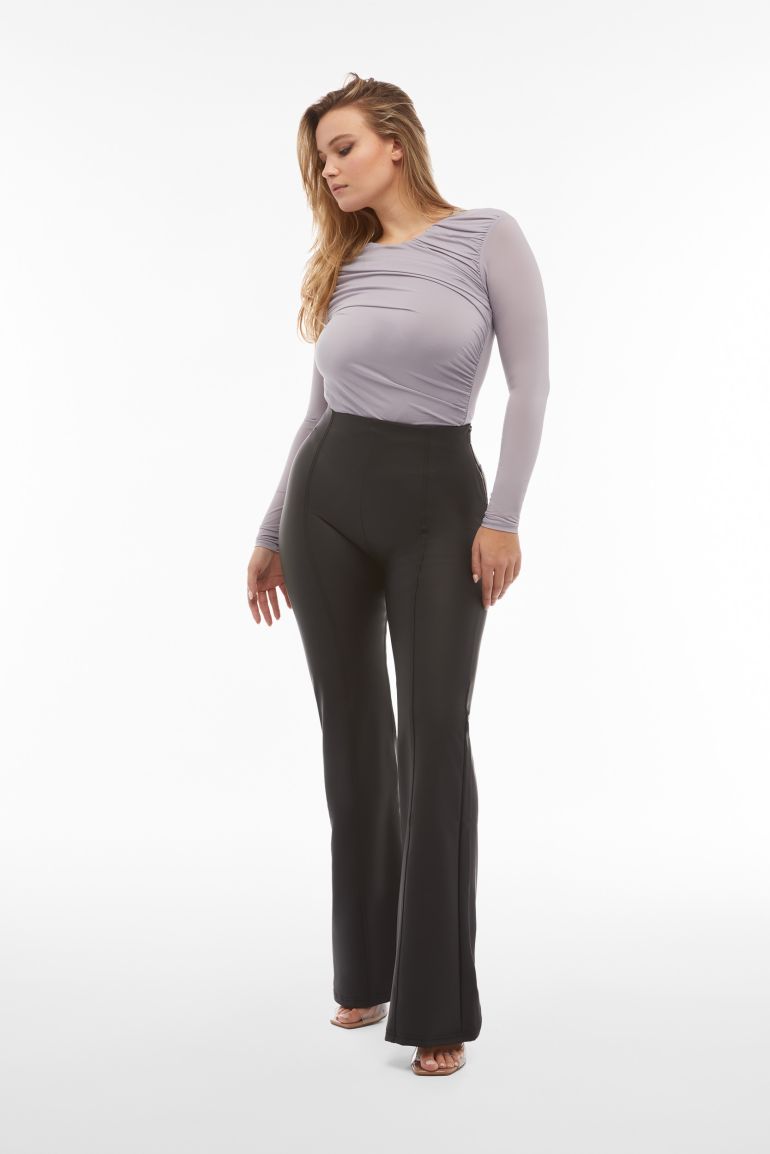 Pantalon WR.UP push up en simili cuir avec taille haute et coupe tres evasee aux chevilles Freddy Official Store