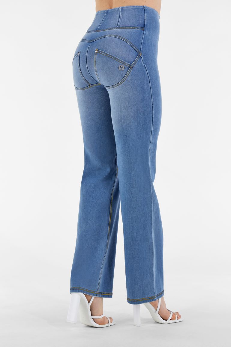 comment desire consonant WR.UP® wide leg push up jeans with high waist and side zip in shuttle-woven  denim | Freddy Official Store