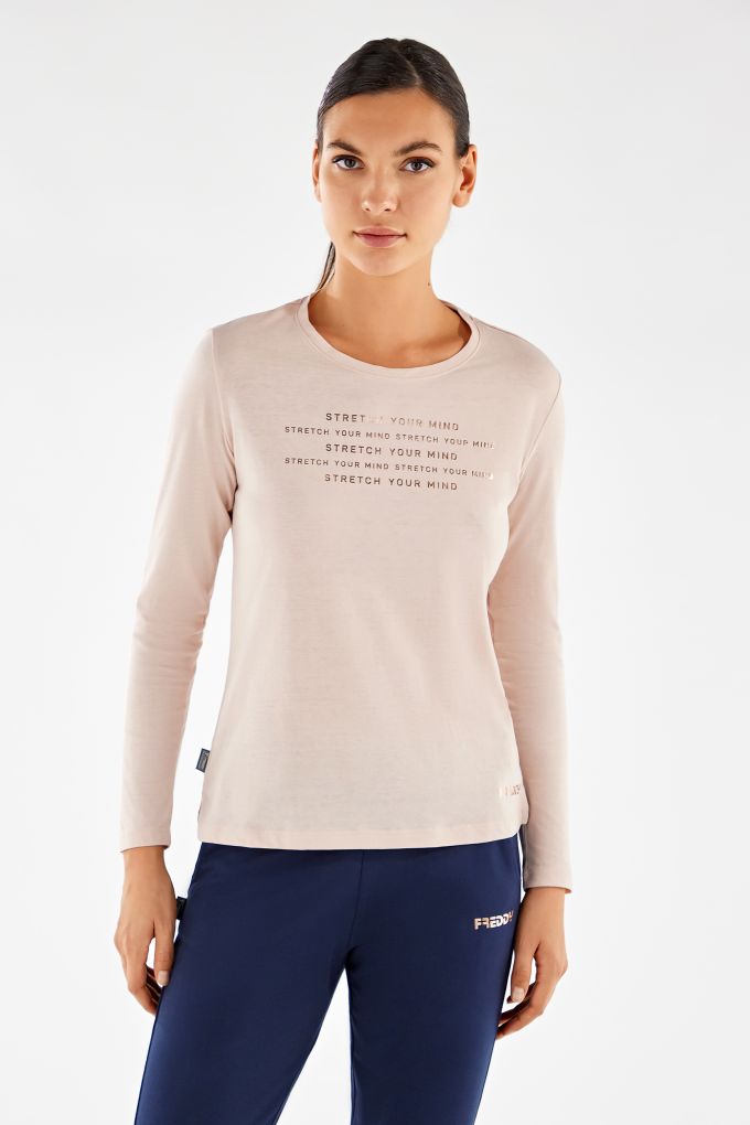 Long-sleeve t-shirt with copper-hued prints and a houndstooth yoke