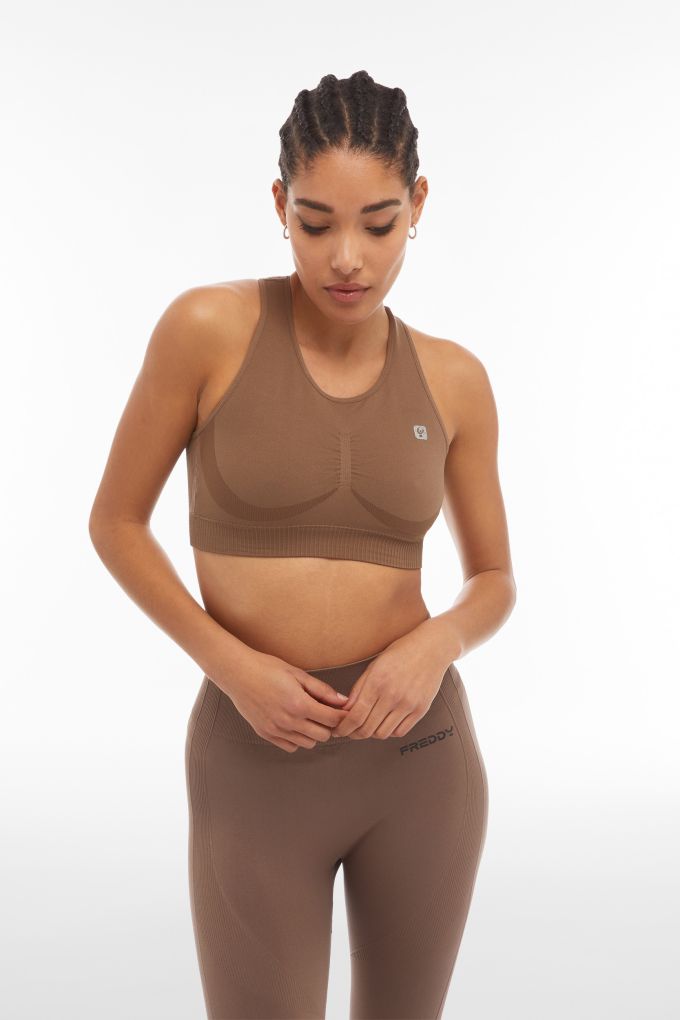 Sports bra best sale stores near me