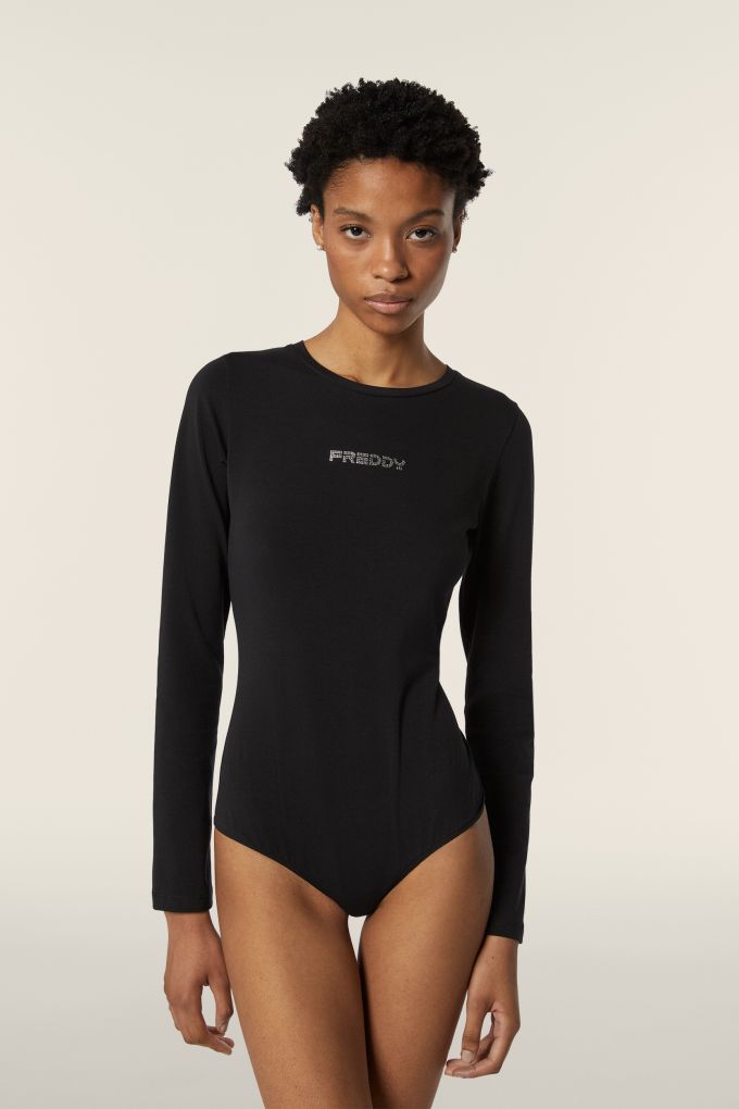 Abbigliamento con la a store