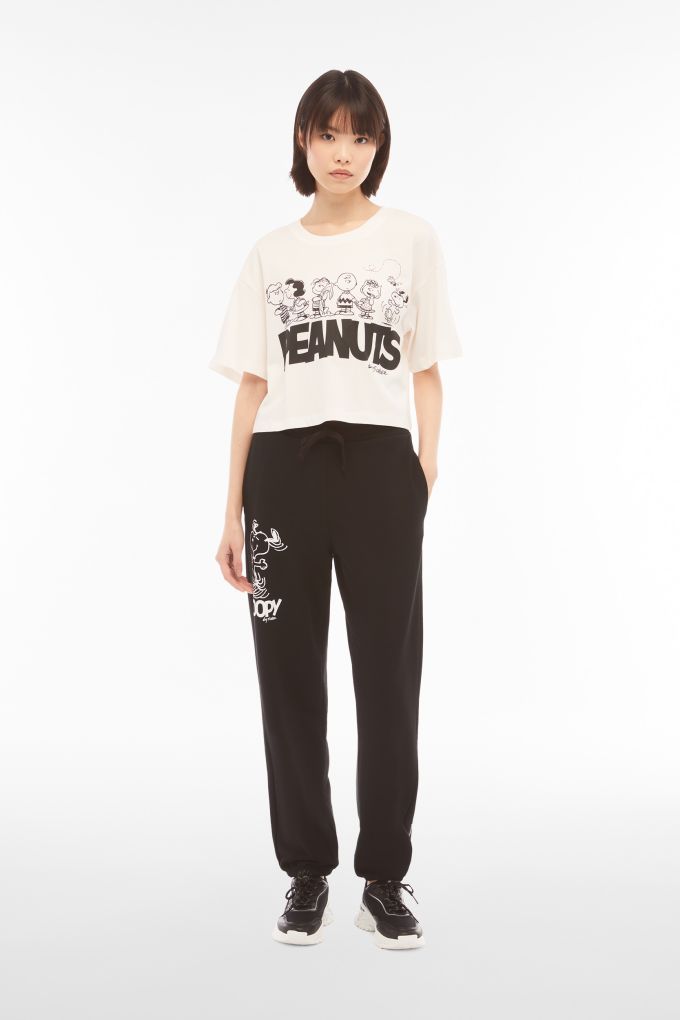 Stores that cheap sell sweatpants
