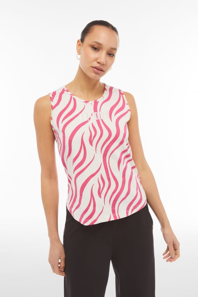 Women's sport clothing catalogs store