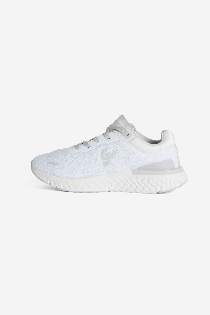 Women fitness trainers and sport shoes online store Low Freddy