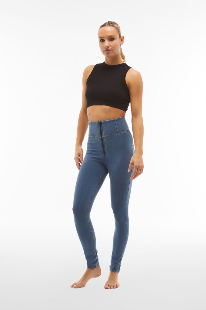 Curvy jeans sale