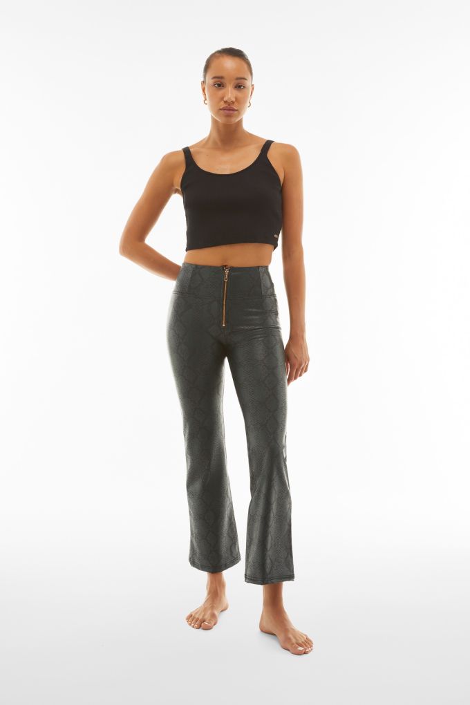 Freddy Pants & Trousers with Push-Up Effect Wide Bottom Cropped Freddy Pants & Trousers with Push-Up Effect Wide Bottom Cropped