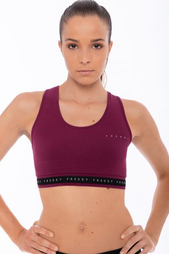 Medium-support athletic top with a branded band