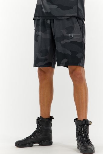 Camouflage athletic Bermuda shorts in performance fabric