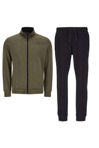 Track suit with a print on the sleeve and joggers with cuffs