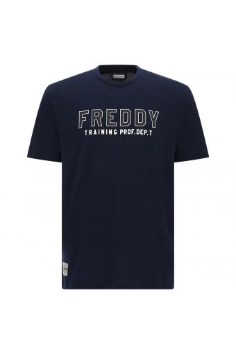 Short sleeve comfort-fit t-shirt with a FREDDY TRAINING print