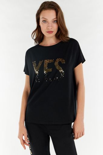 Black comfort-fit t-shirt with a large sequin “YES”