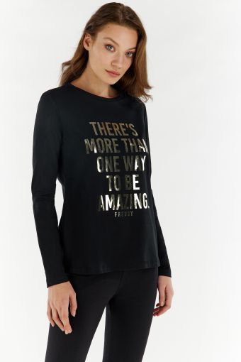 Long-sleeve t-shirt with a large shiny print at the front