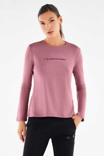 Long-sleeve t-shirt with a shiny black and glitter print