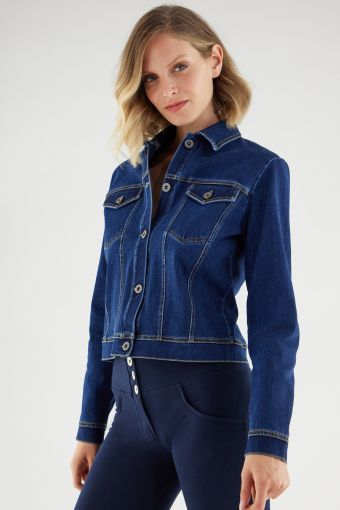 Trucker jacket in eco-friendly denim with metal buttons