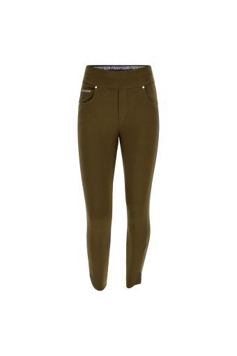 Ankle-length N.O.W.® Pants trousers with a foldable medium waist and lateral piping