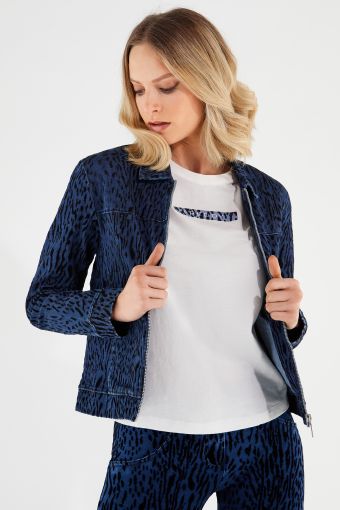Women’s animal print denim jacket with a zip