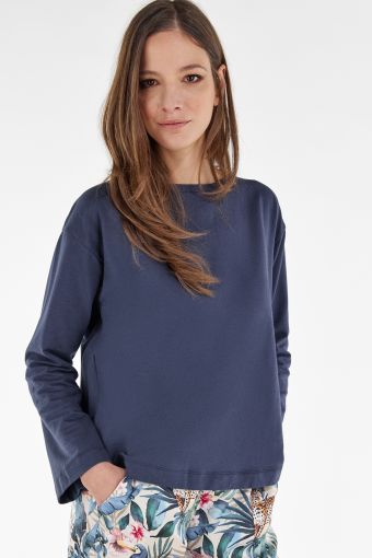 Lightweight sweatshirt with back split and floral satin