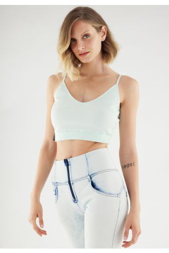 Ribbed crop top in organic cotton with thin straps