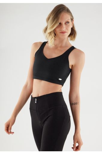 Crop top with a rounded V neckline in stretch organic cotton