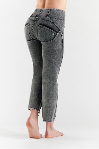 Jeans push up WR.UP® wide bottom in denim navetta con strappi