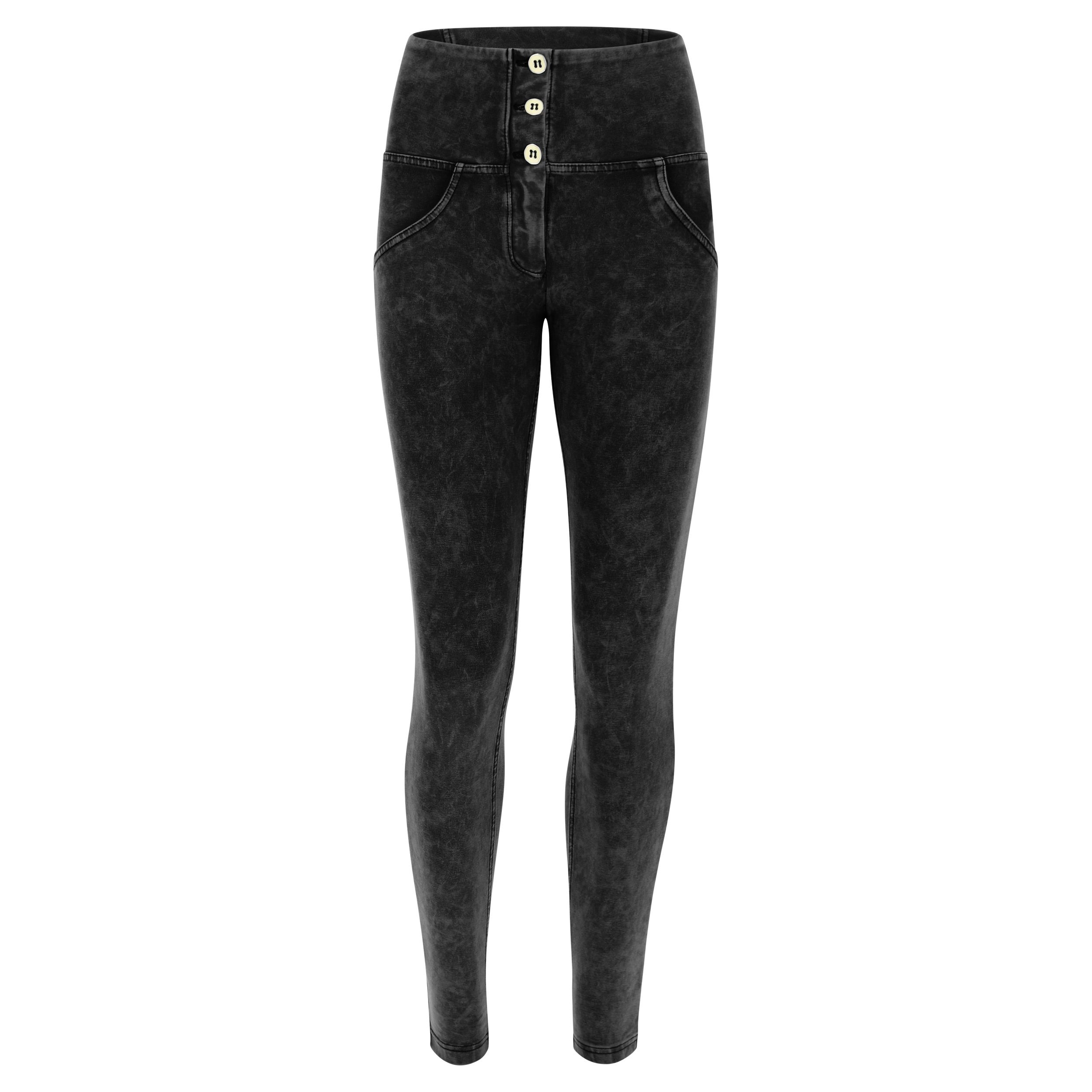 Pantaloni freddy outlet