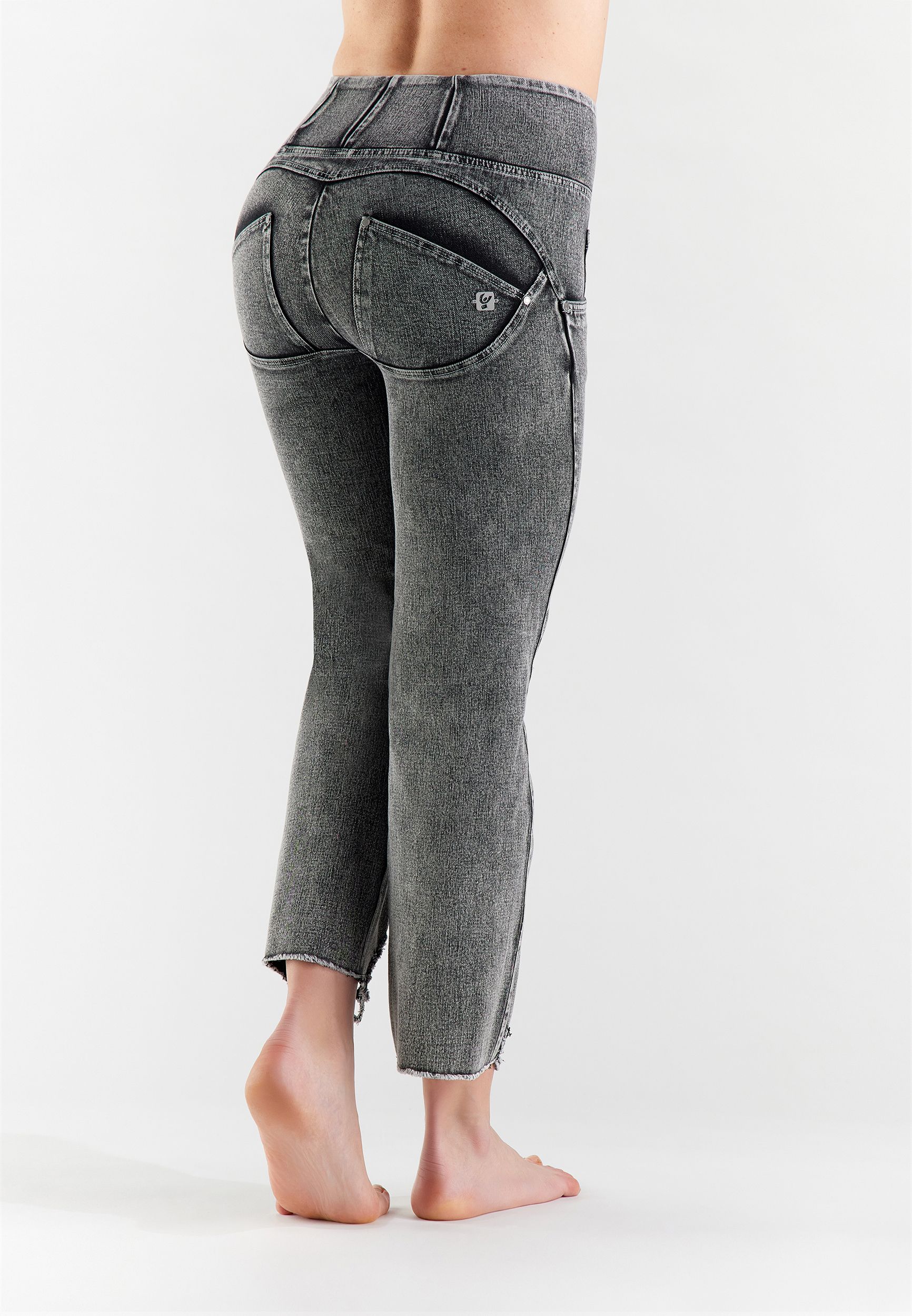 Bootcut WR.UP® shaping jeans in ripped shuttle-woven denim