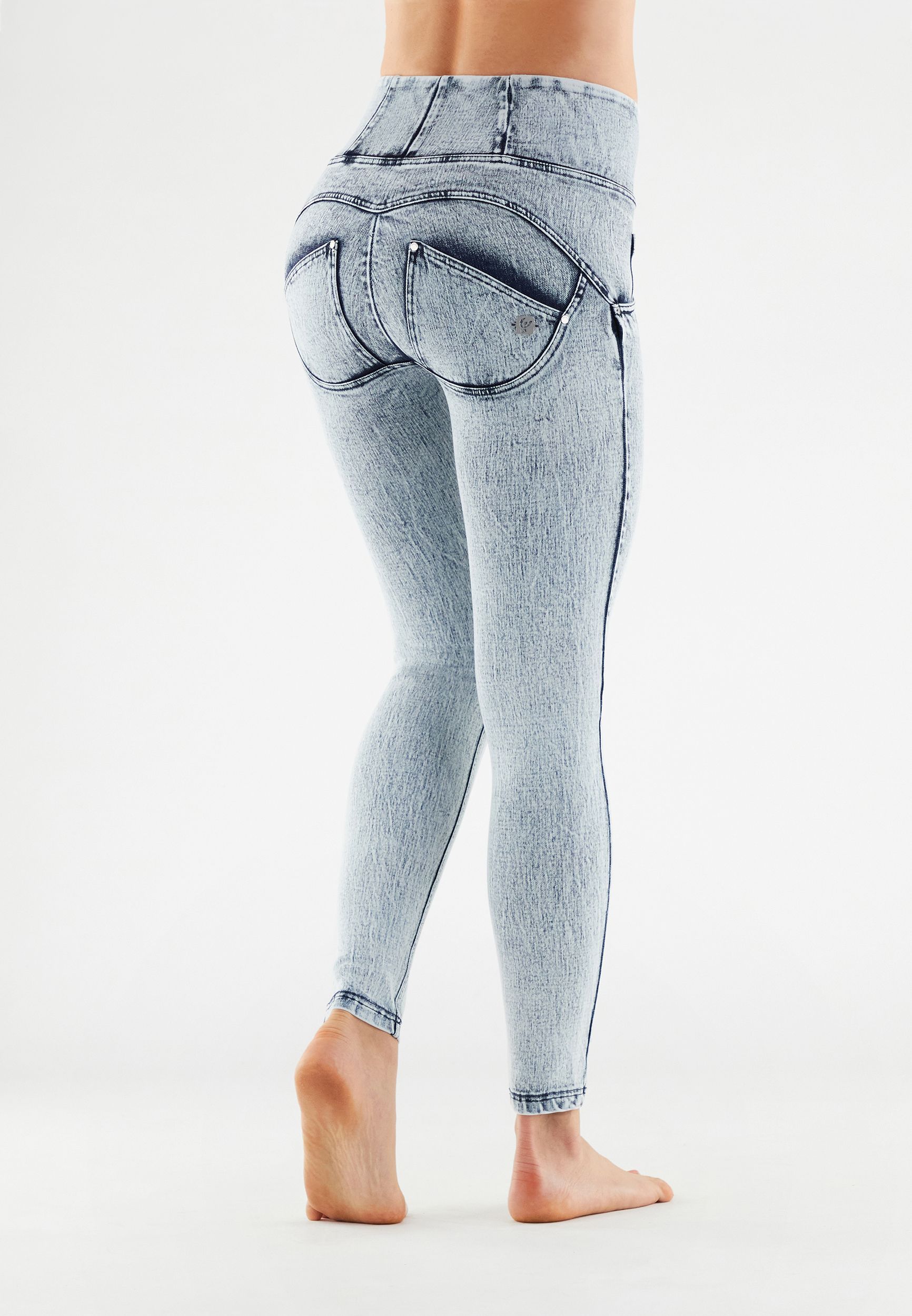 Pantalon freddy deals