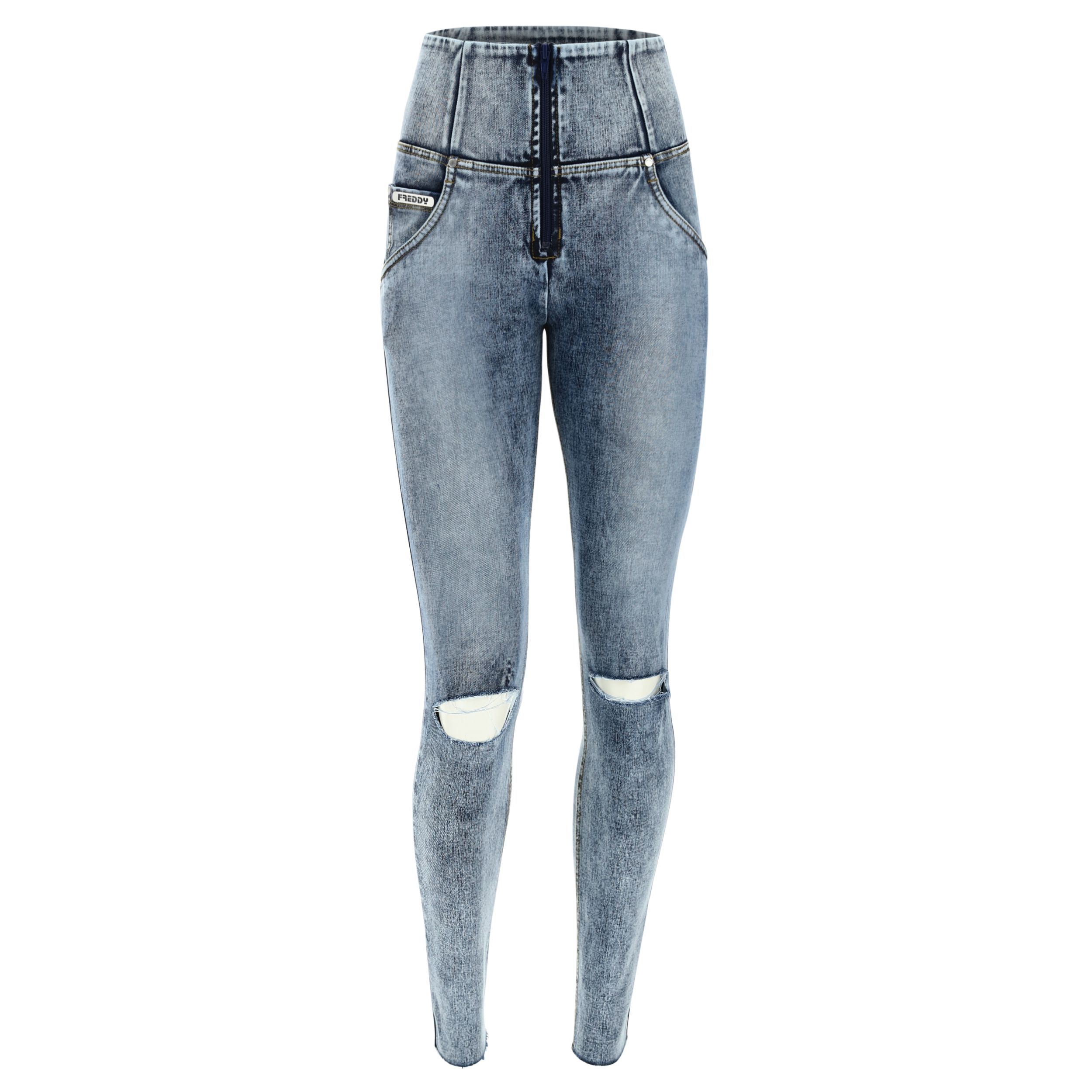 Fare strappi ai jeans on sale